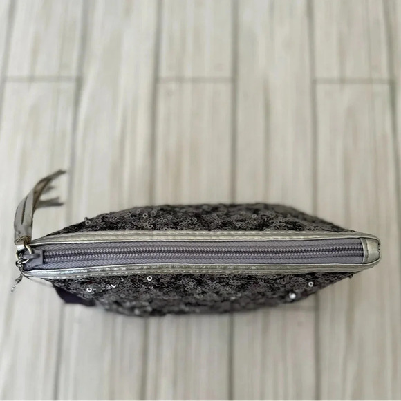 NWT | Stephanie Johnson | Silver Sequin Cosmetic Bag - Size 8” L x 6” H x 2” D - Picture 4 of 4